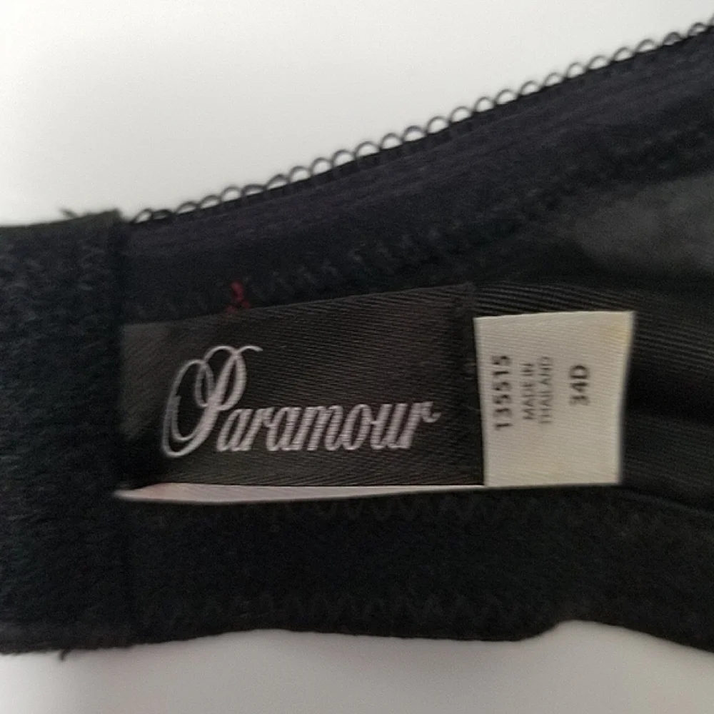 Paramour straps •unlined